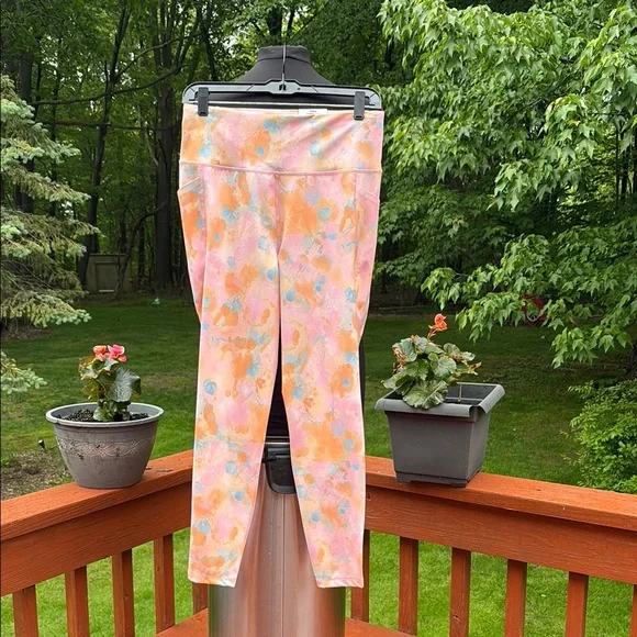 Women 2 piece Orange,Pink, white and blue active wear set. - Picture 2 of 12